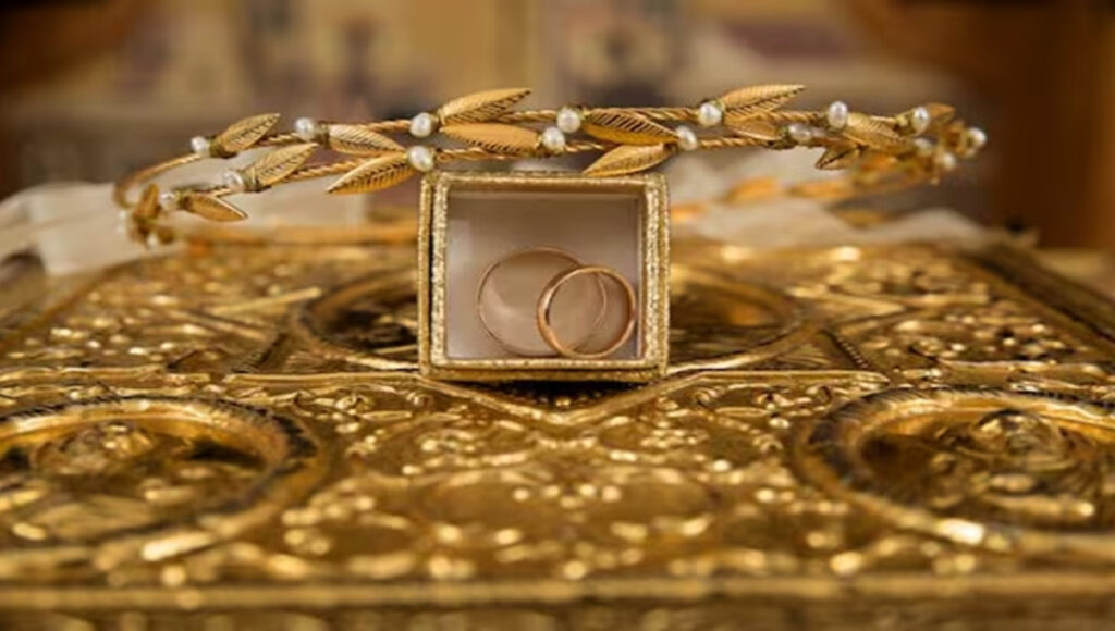 Gold Price Today: Rising Trend Stops, Check Latest Rate for One Tola 2 Gold Price Today