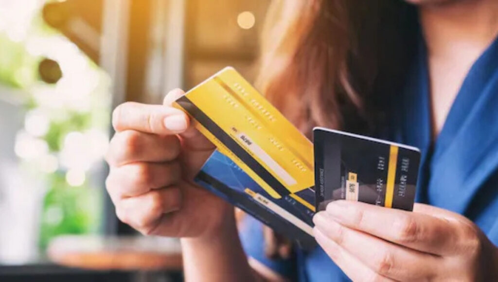 Debit Card Free Insurance Up to ₹20 Lakh: Check Eligibility, Rules & Claim Process 2 Debit Card Free Insurance